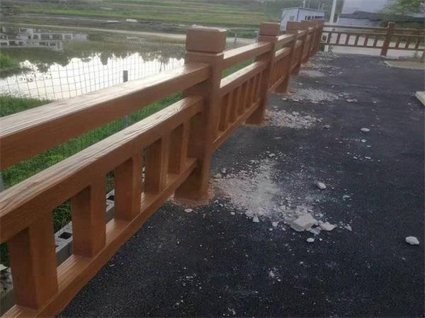 山東水泥仿木護欄