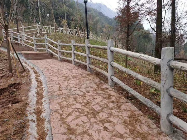 水泥護欄
