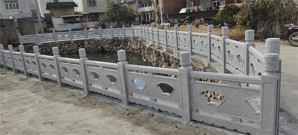 水泥河道護欄